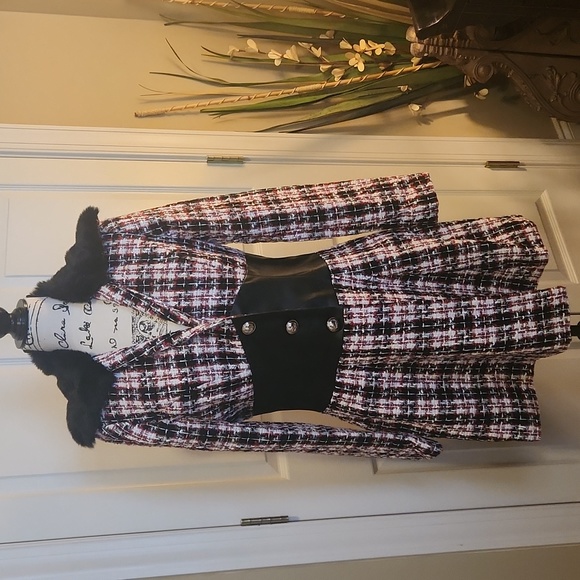 Corset coat - Picture 4 of 8